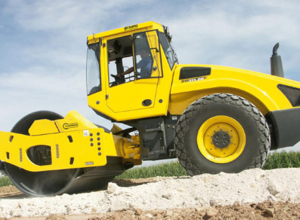 Грунтовый каток Bomag BW 213 